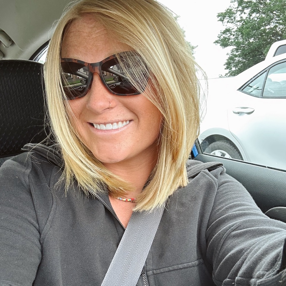 Meet your Posher, Britta